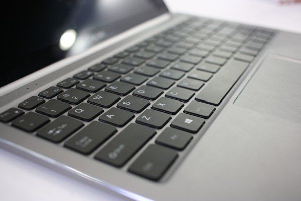 Chuwi Lapbook Pro-5.jpg