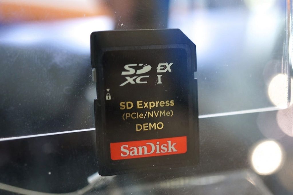 SD Express.jpg