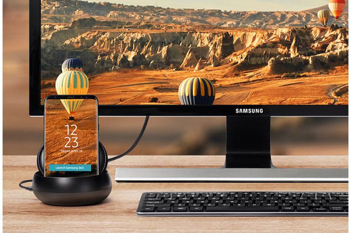 Samsung-DeX-Pad-leaks-out-brings-a-Galaxy-S9-with-it.jpg