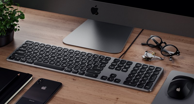 Aluminum USB Wired Keyboard.png